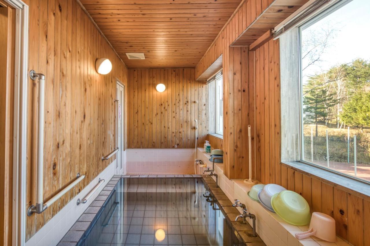 温泉ゲストハウス やすもり 本館 Hachimantai  Екстер'єр фото